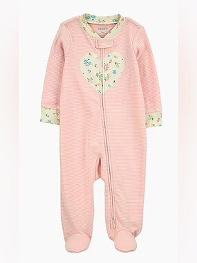 Baby girls floral heart sleeper size 6 mo Carters NWT